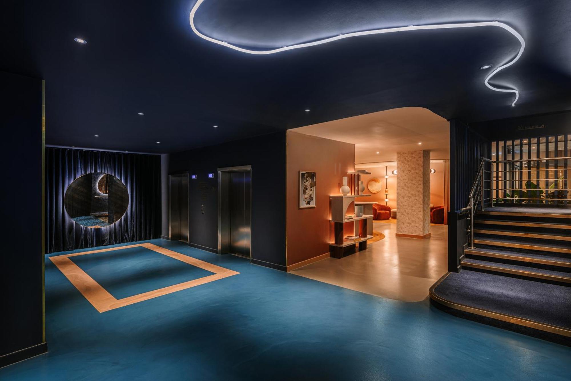 Hotel Mercure Earls Court 4*