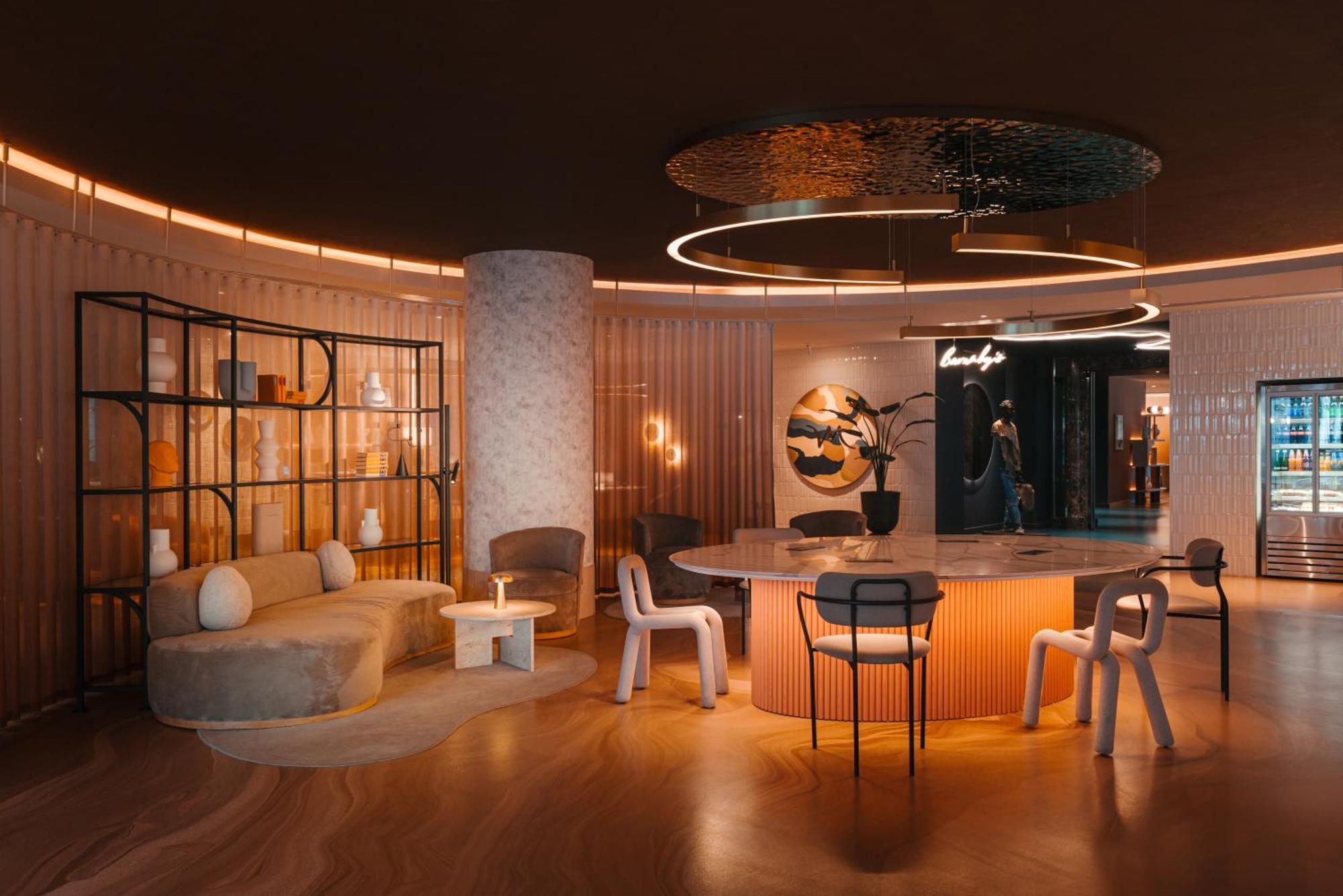Mercure Earls Court Hotel 4*