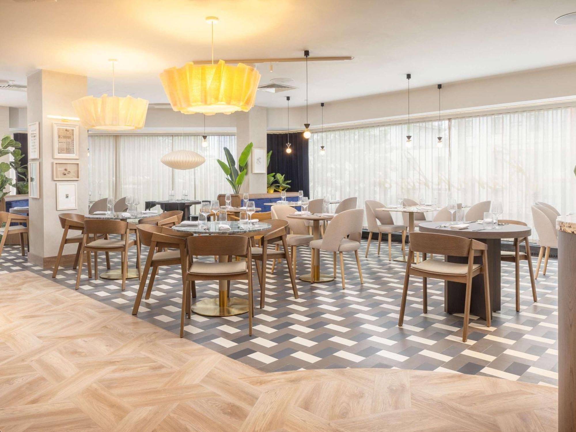 Mercure Earls Court Hotel